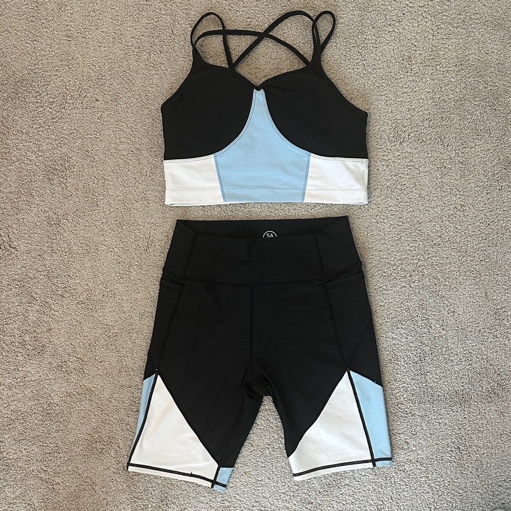 Sage Collective Black and Blue Sports Bra and Biker Short Set Large